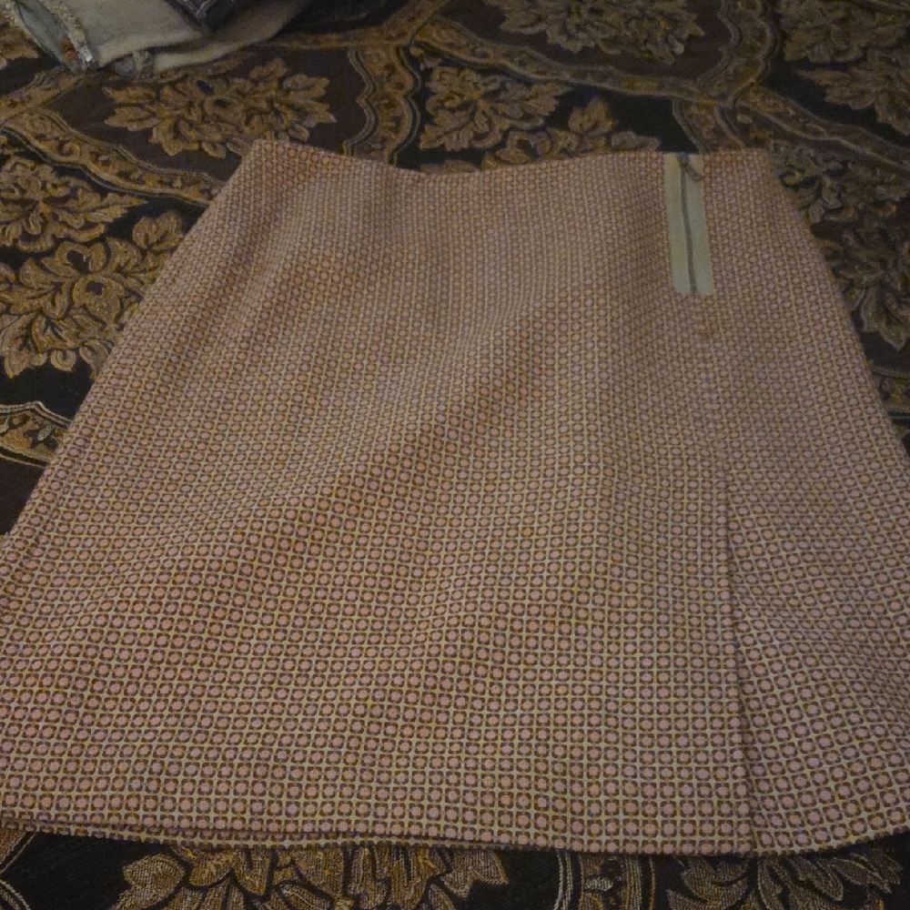 Ann Taylor Pink Geometric Mini Skirt